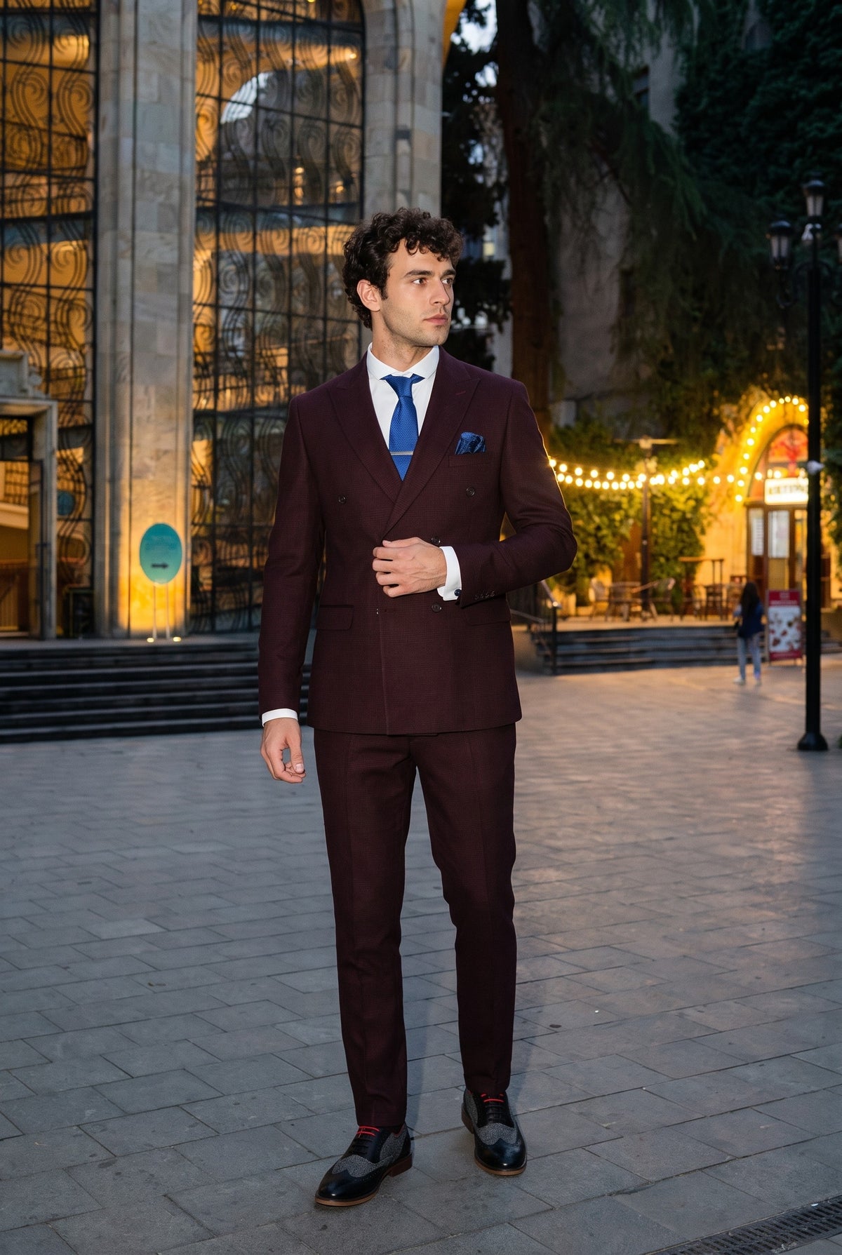Look #733 styled with Regent - meeste burgundipunane kaheosaline topeltreaga ülikond