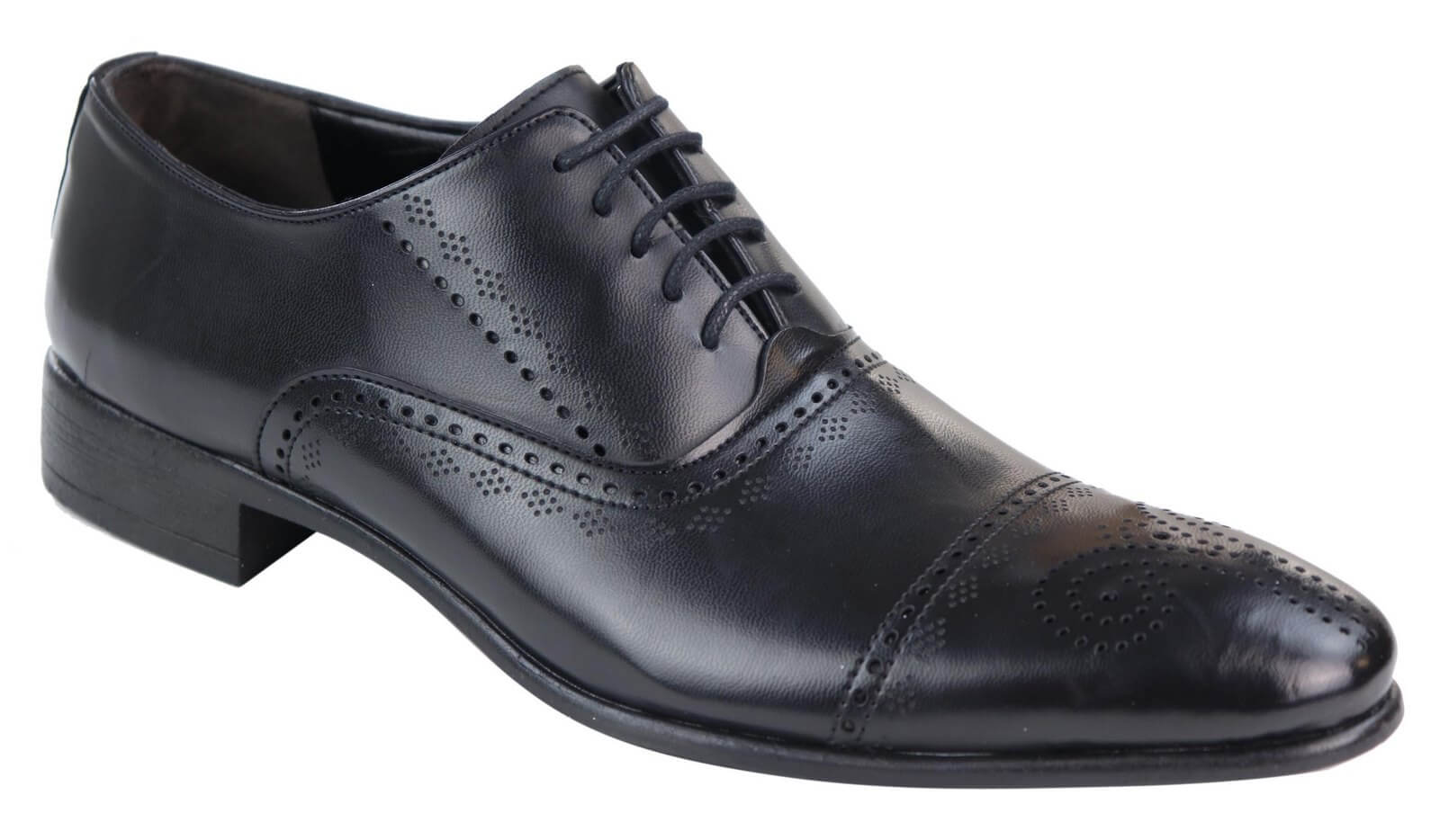 Meeste klassikalised mustad brogue-kingad