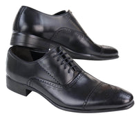 Meeste klassikalised mustad brogue-kingad