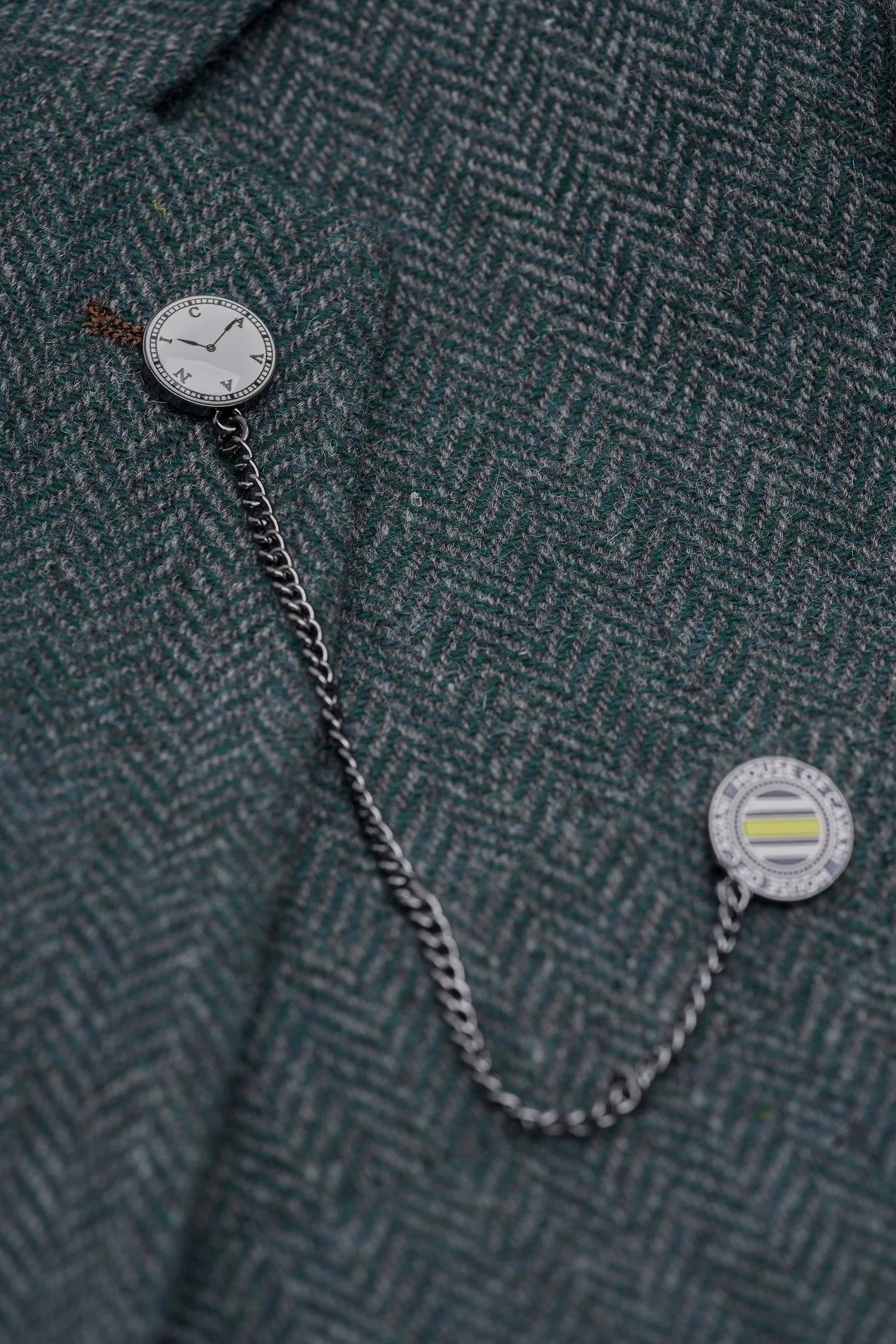 Thomas - oliivroheline kolmeosaline villasegu tviidülikond