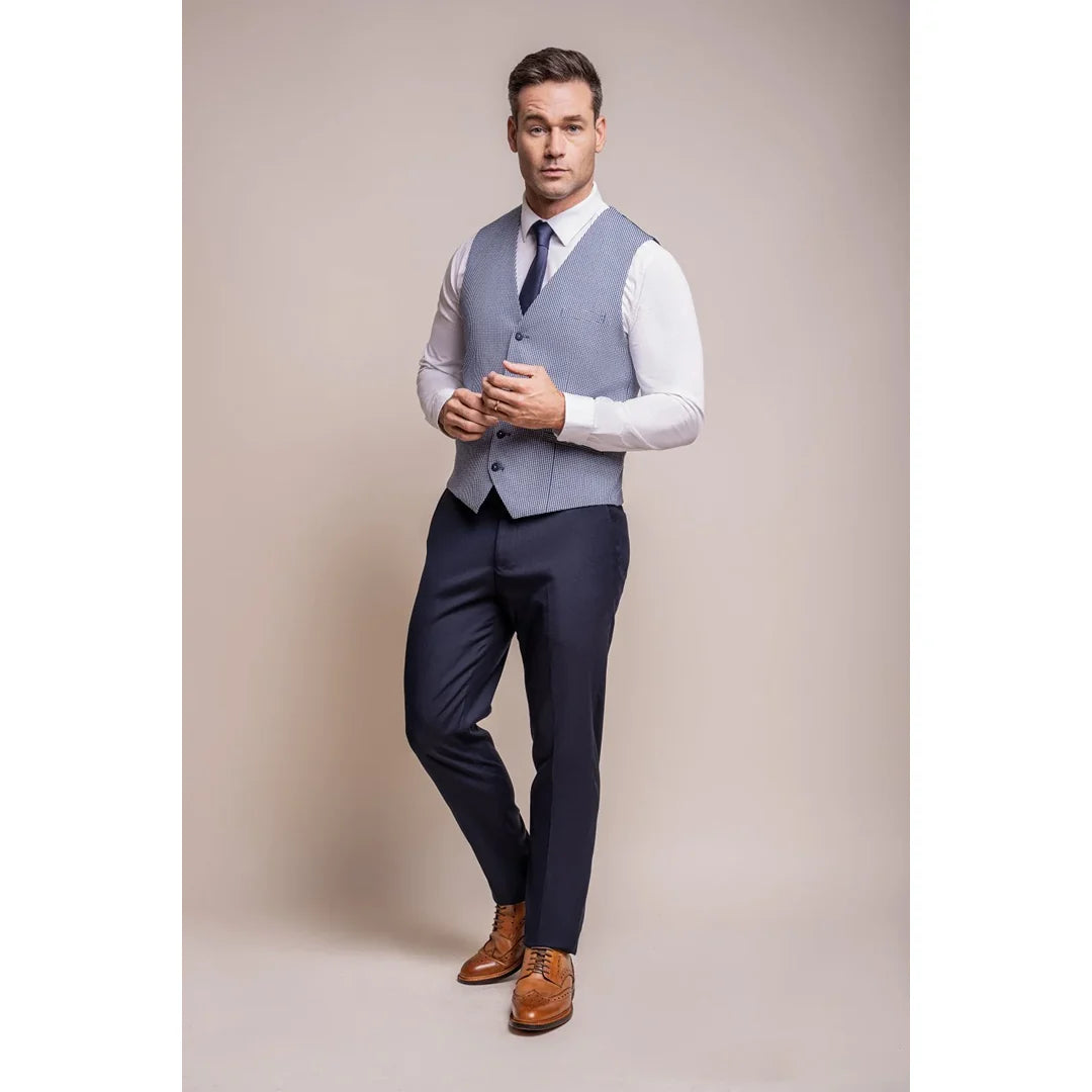 Baresi - meeste helesinine ruuduline vest