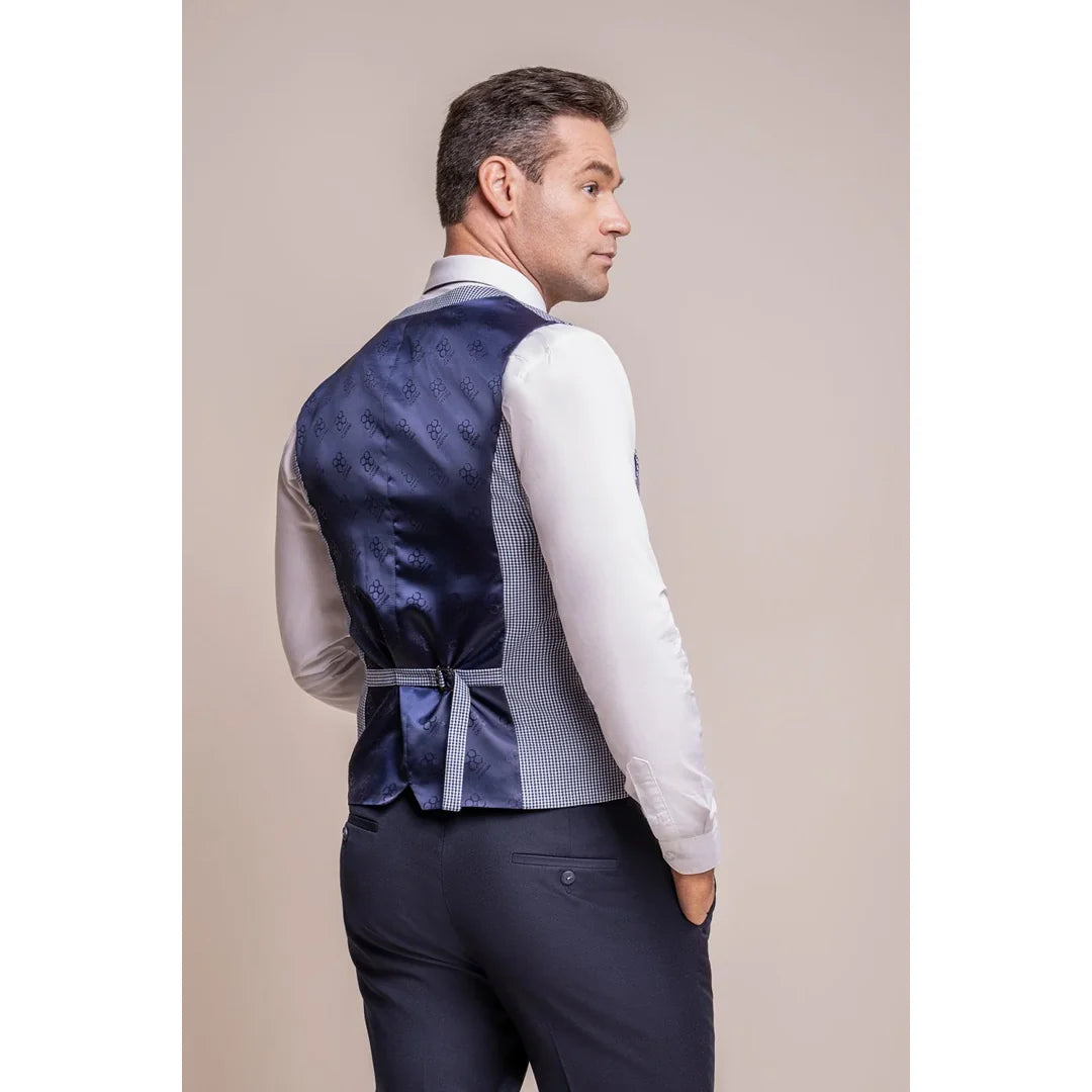 Baresi - meeste helesinine ruuduline vest
