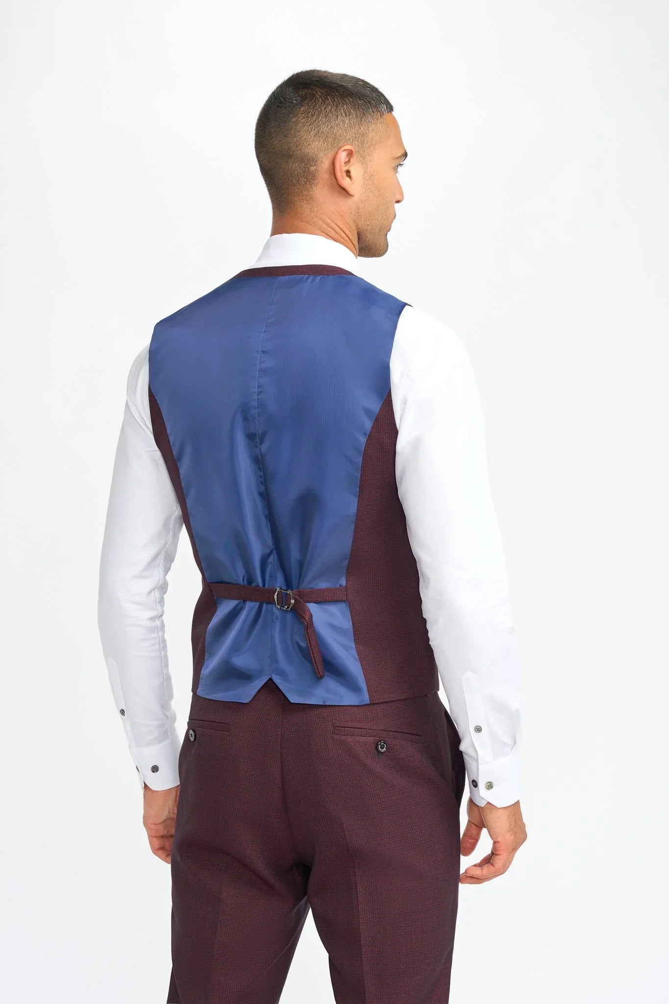 Caridi - meeste burgundipunane ruuduline vest