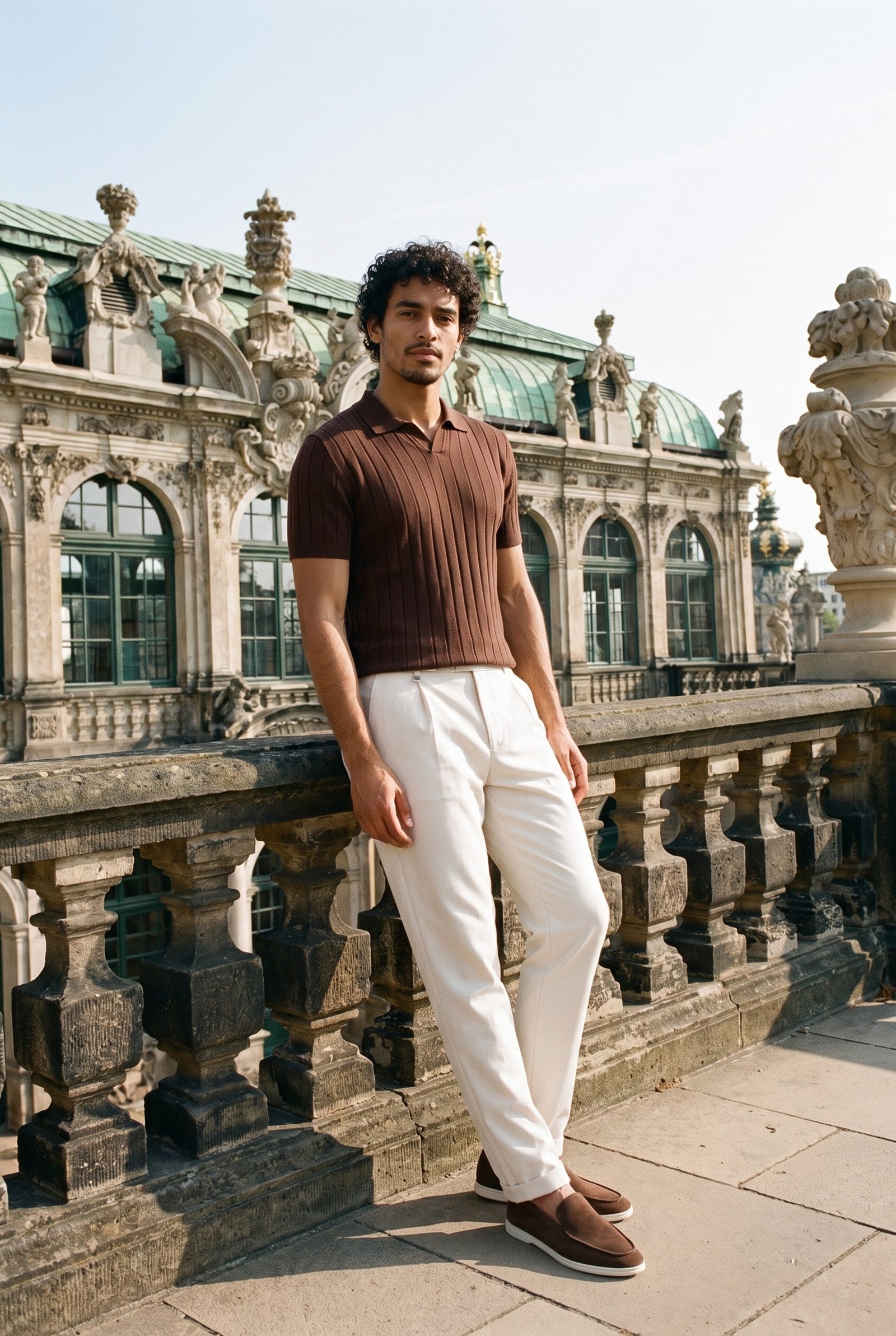 Look #1027 styled with Meeste pruun soonikkoes kootud polosärk