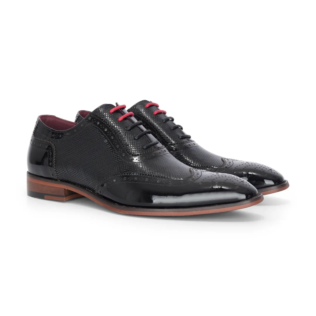 Flynn - meeste mustad lakknahast brogue-kingad
