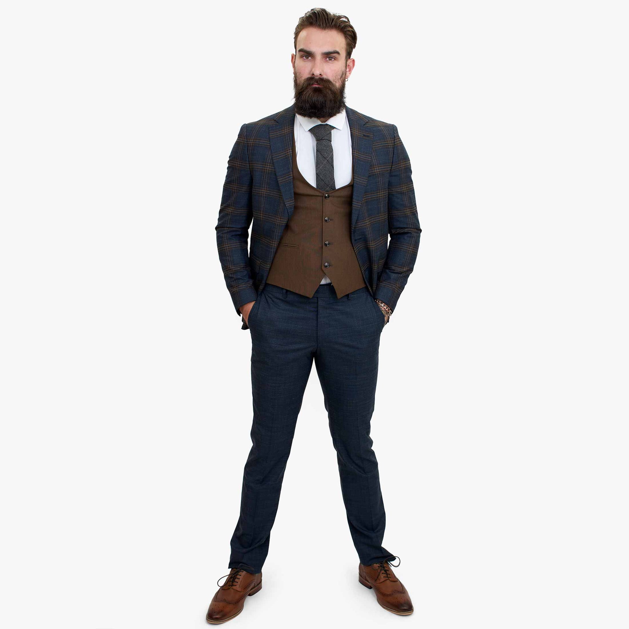 Happy Gentleman GRAZIE tumesinine villane kolmeosaline ülikond kontrastse pruuni vestiga