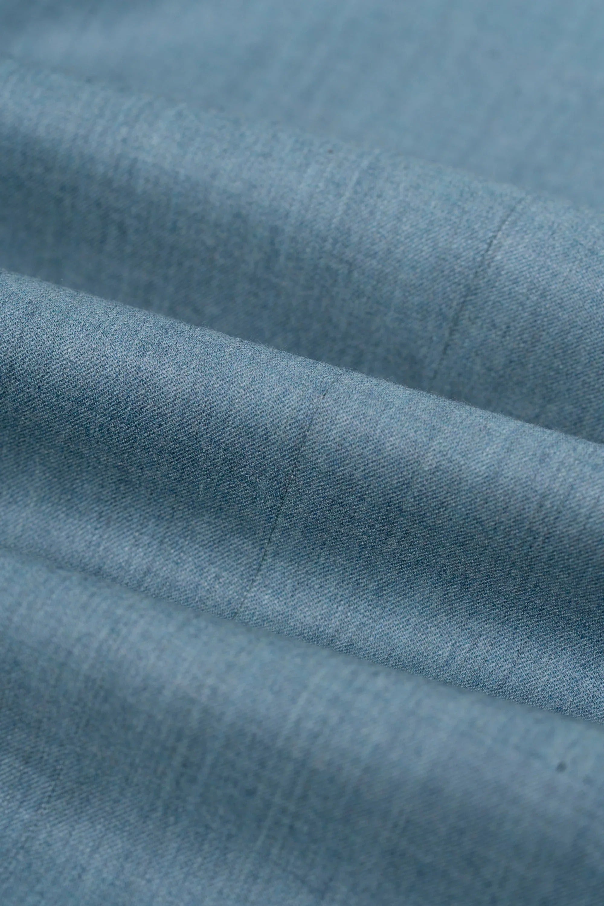 James - meeste helesinine kolmeosaline tekstuurne ülikond