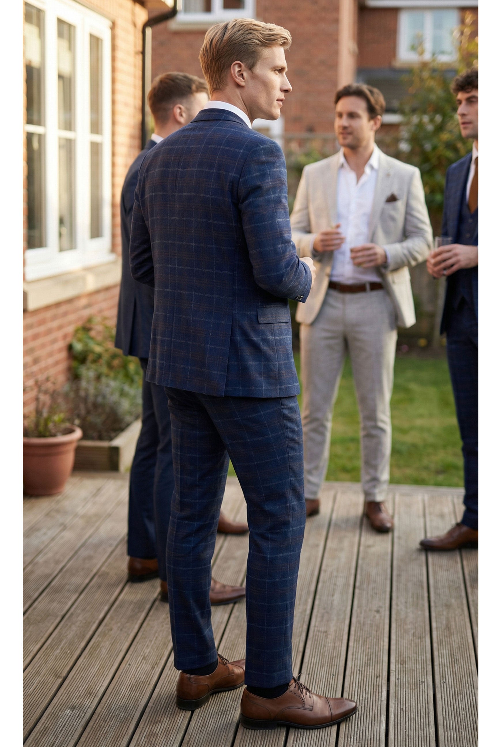 Meeste tumesinine ruuduline kolmeosaline ülikond - Paul Andrew Kenneth