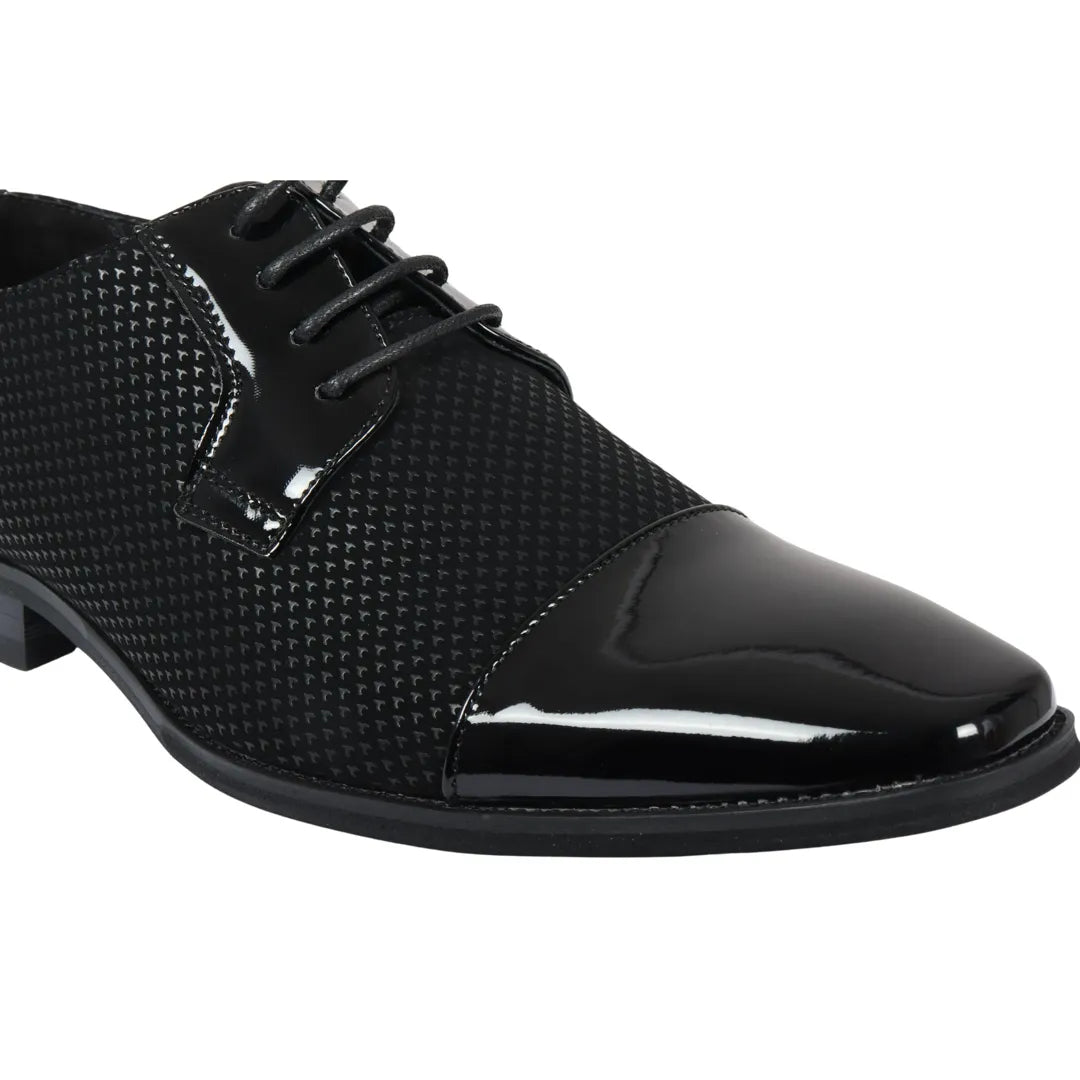 Meeste mustad paeltega Derby kingad
