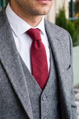 Meeste burgundiapunane seemisnahast lips