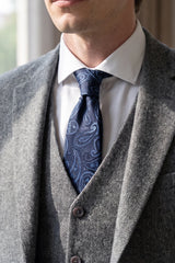 Meeste tumesinine Paisley mustriga lips