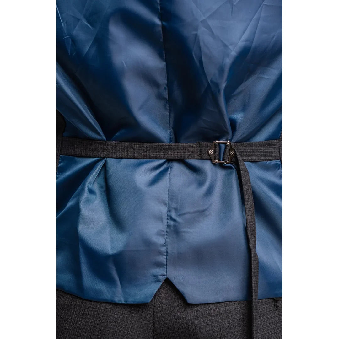 Seeba - meeste klassikaline tumesinine vest